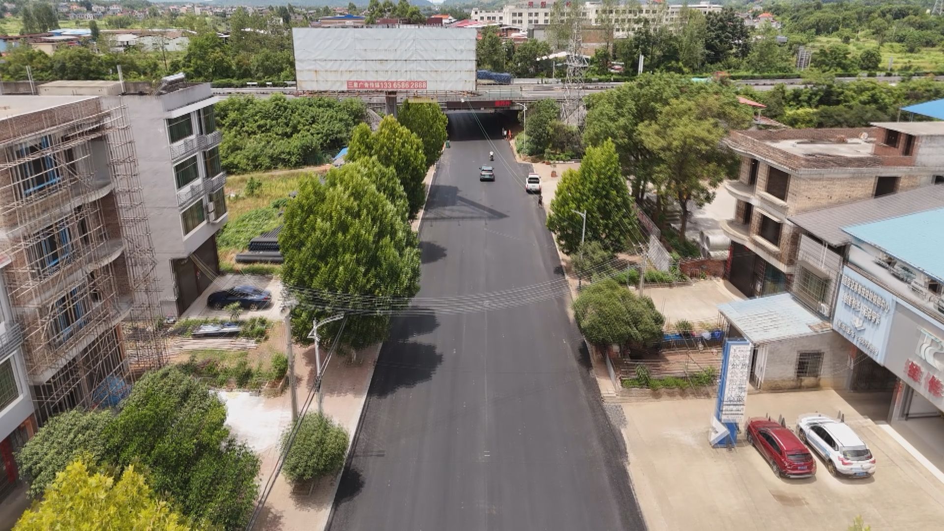 公路-2.jpg 公路-2.jpg
