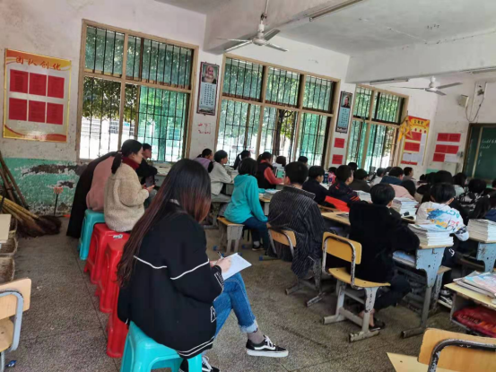 祁阳八宝镇中学 磨课研课促成长