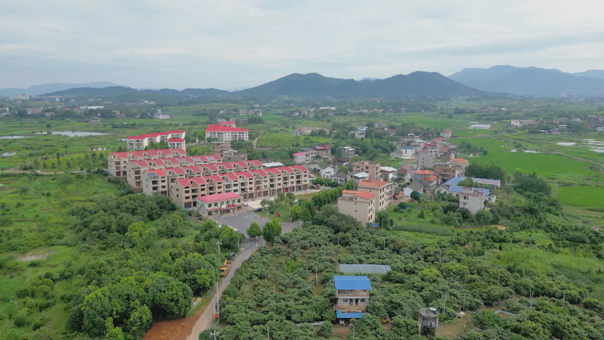 院落.bmp 院落.bmp