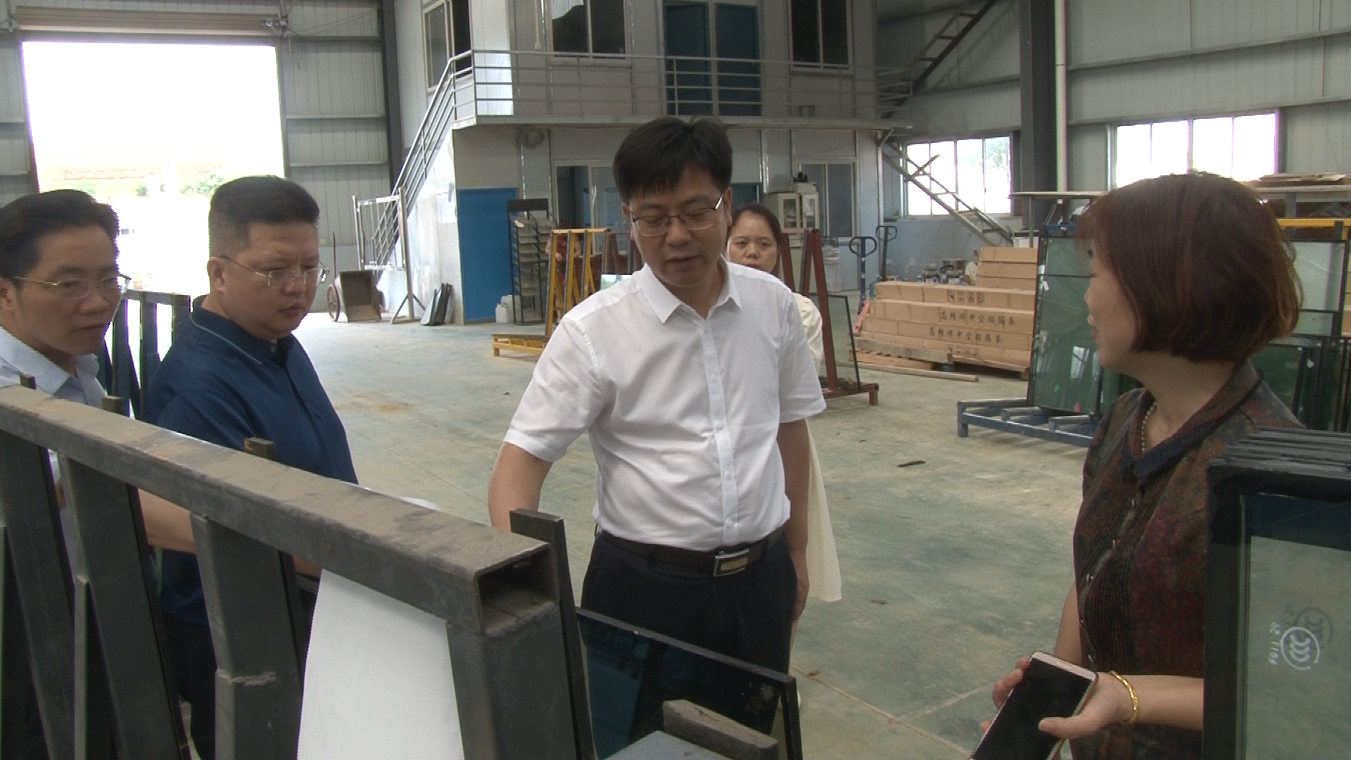 祁阳市百名干部联企业陈小平深入高新园区帮助企业纾困解难